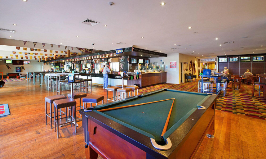 Public Area 2, Sunnybank Hotel, Sunnybank