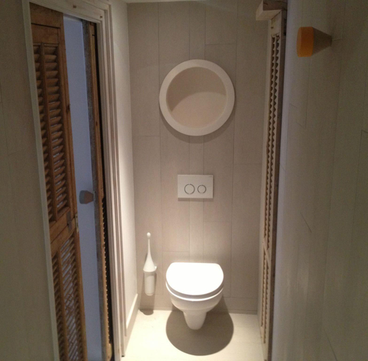 Bathroom 4, Hotel de la Pinède, Alpes-Maritimes