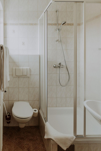 Bathroom 4, Gästehaus Feldkirchen, Graz Umgebung