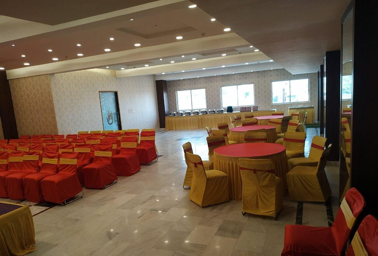 Public Area 2, MD 9 Star Hotel, Agra