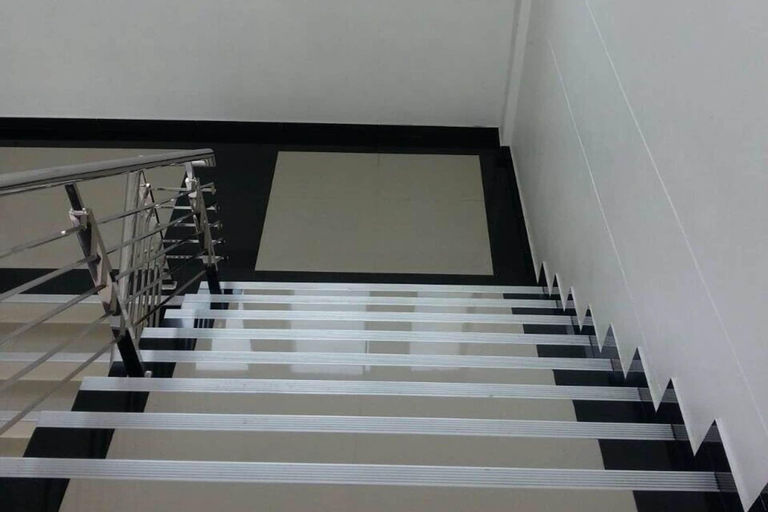 Public Area 2, The Room Apartment, Nang Rong