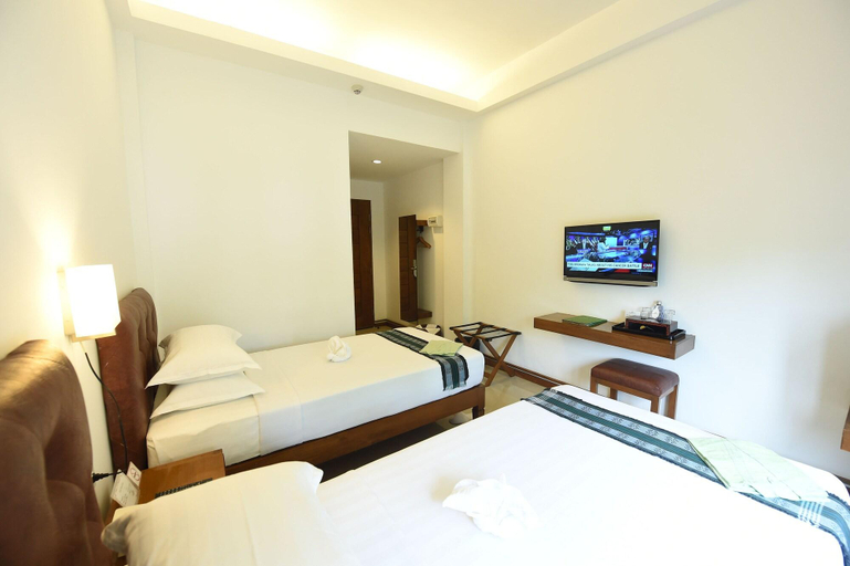 Bedroom 3, Zfreeti Hotel, Myingyan