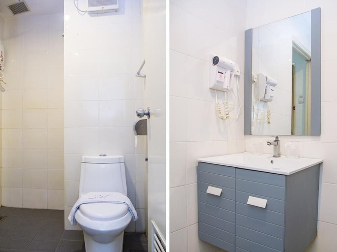 Bathroom 4, De Viana Hotel & Apartments, Kota Bharu