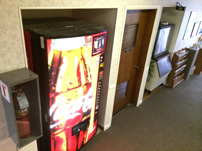 Public Area 2, Island Inn, Hall