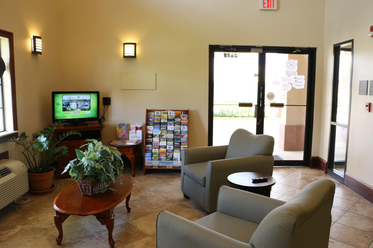 Public Area, Highland Inn, Ascension