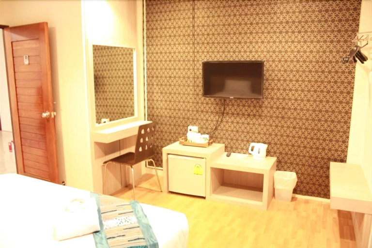 Bathroom 3, P'Residence, Hat Yai