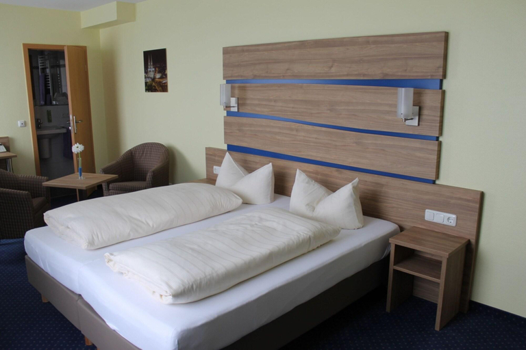 Bedroom 4, Landhotel Am Freischütz, Rhein-Erft-Kreis