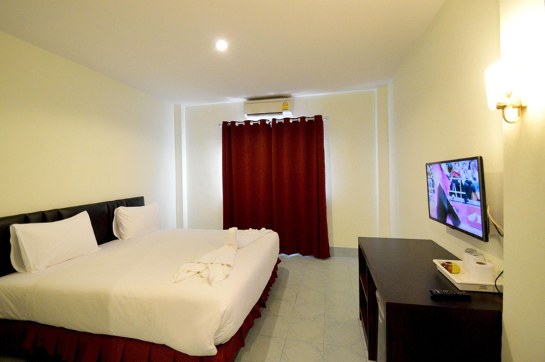 Bedroom 2, Paripas Express Hotel Patong, Pulau Phuket