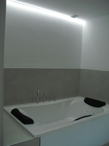Bathroom 5, Ronda, Málaga