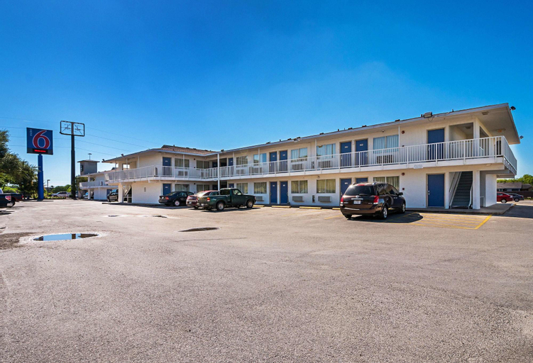 Motel 6 Corpus Christi, TX - Northwest, Nueces