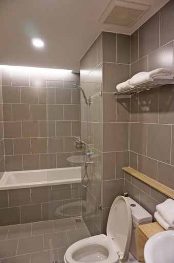 Bathroom 4, Benri sriracha residence, Si Racha