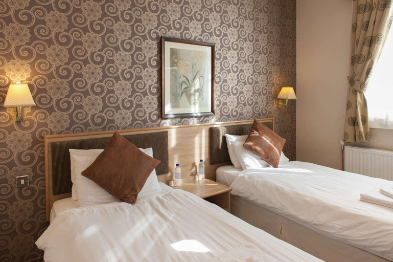 Bedroom 3, Vine Hotel by Marstons Inns, Staffordshire