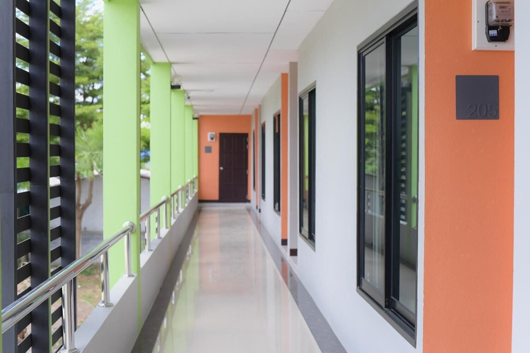 Public Area 3, Bh Place Apartment, Muang Kanchanaburi
