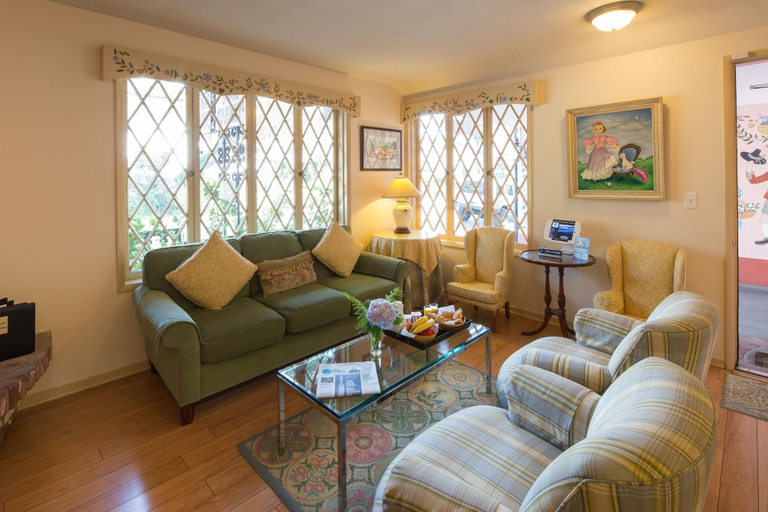 Public Area 3, Hofsas House Hotel, Monterey