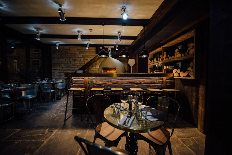 Food & Drinks 4, The Blue Boar, Witney, Oxfordshire - Acorn Pubs, Oxfordshire