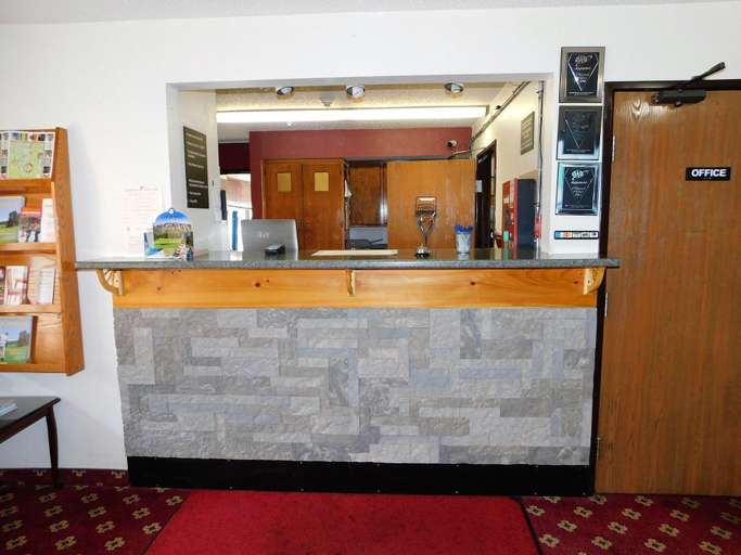 Public Area 2, The Covered Bridge Inn, Windham
