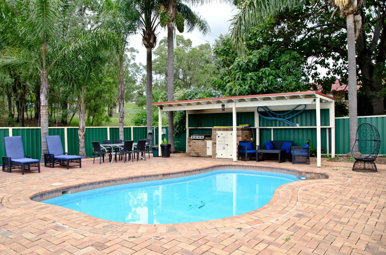 Sport & Beauty 5, Baybrook Motor Inn, Muswellbrook
