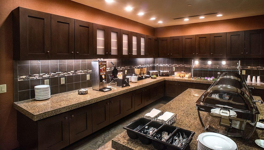 Food & Drinks 5, Comfort Inn & Suites Beeville, Bee