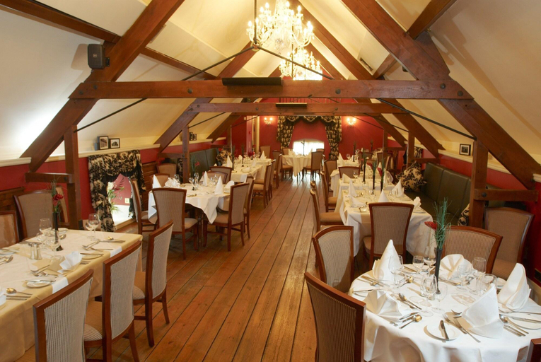 Food & Drinks 4, The Barns Hotel, Staffordshire