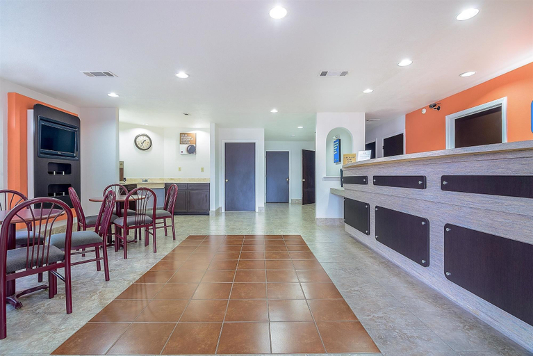 Public Area 2, Motel 6 Canton, TX, Van Zandt