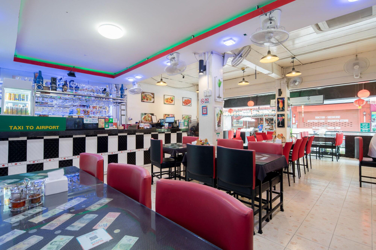 Food & Drinks 5, Royal Beach Residence, Pulau Phuket