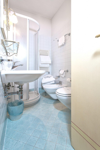 Bathroom 4, Studio Ca' Polo, Venezia
