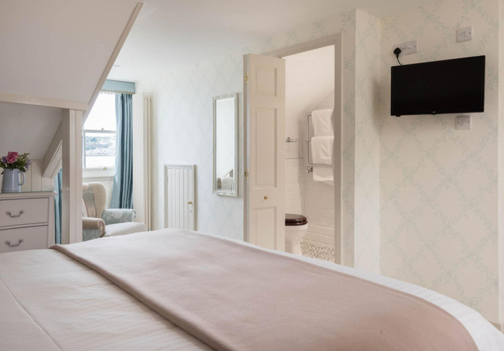Bedroom 3, Camilla House - Guest house, Cornwall