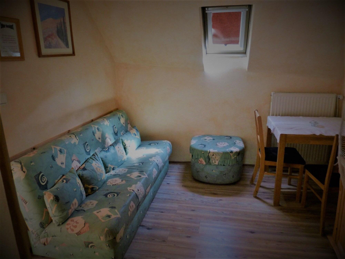 Bedroom 3, Hotel Restaurant Zum Valwiger Herrenberg, Cochem-Zell