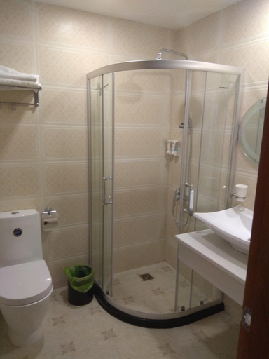Bathroom 4, Hoang Giang Hotel, Cát Hải