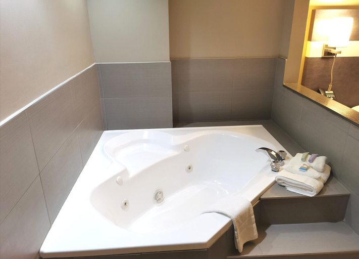 Bathroom 4, Auberge de la Gare, Communauté-Urbaine-de-l'Outaouais