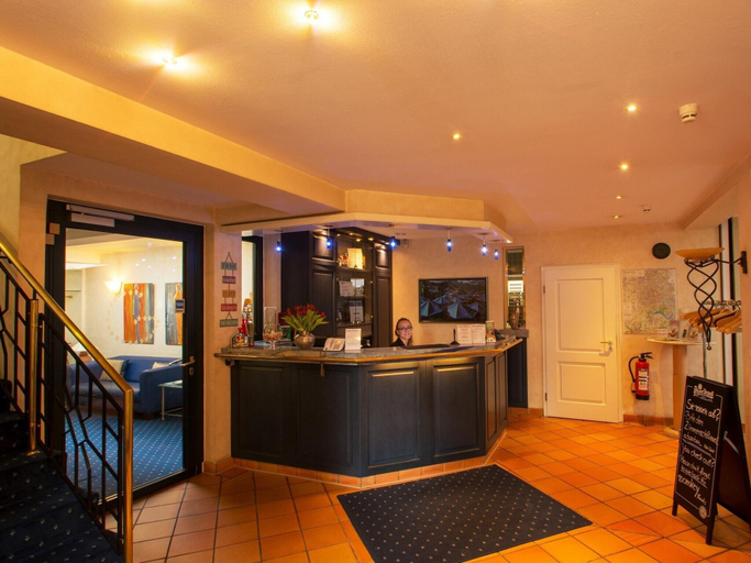 Public Area 3, Gimken Landhaushotel, Essen