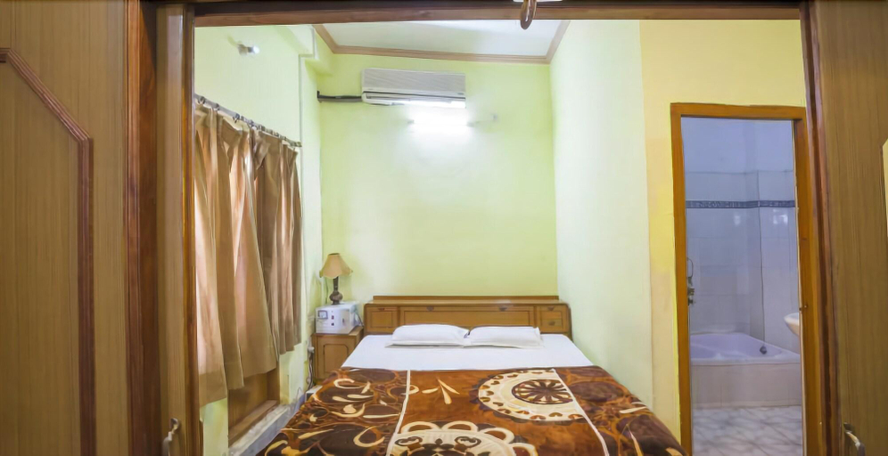 Public Area 3, Hotel Divya, Varanasi