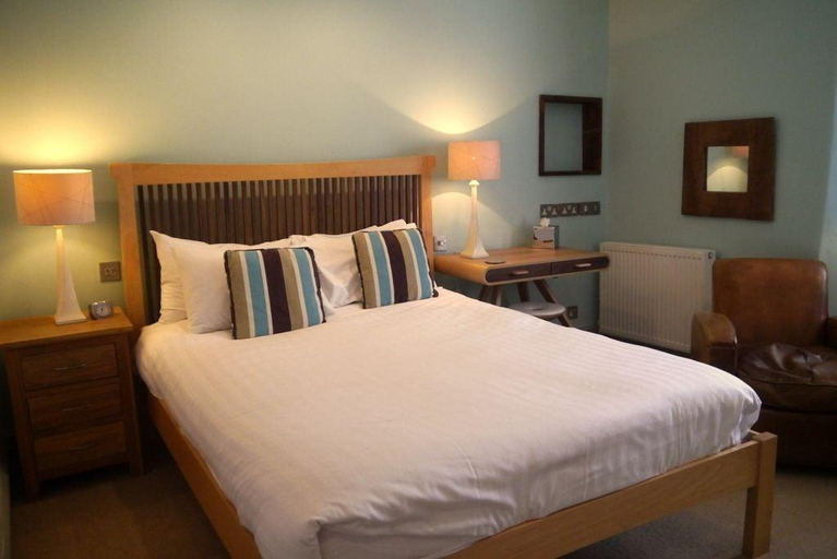Bedroom 2, Browns Hotel, Devon