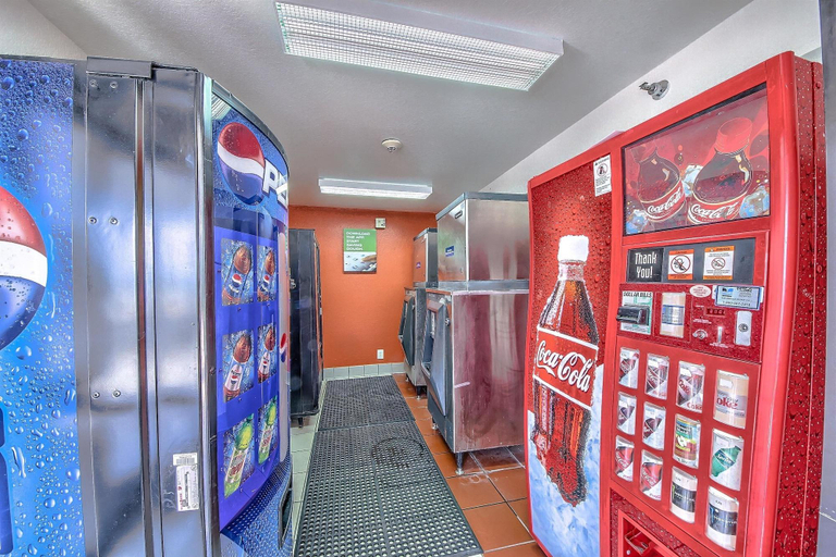 Public Area 2, Motel 6 San Antonio, TX - Fiesta, Bexar