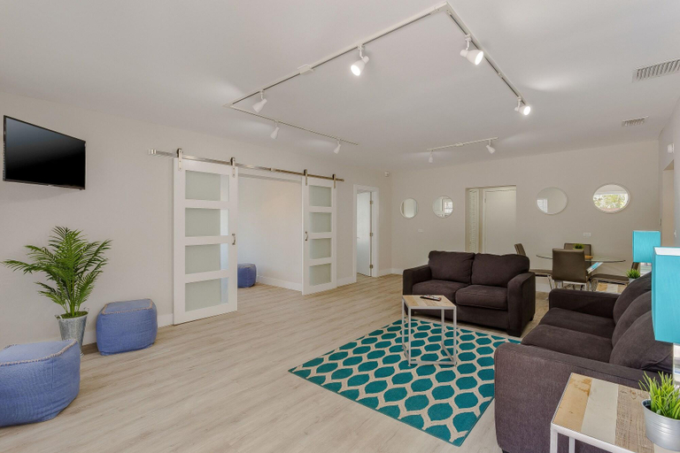 Public Area 2, Drift Hotel, Monroe