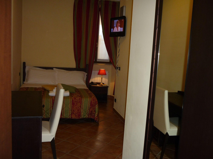 Bedroom 3, Hotel Oberjё Dla Vierё, Torino