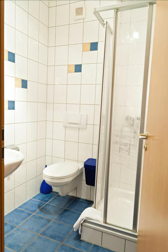 Bathroom, Landhotel Rauber Sankt Wendel Double Room, St. Wendel