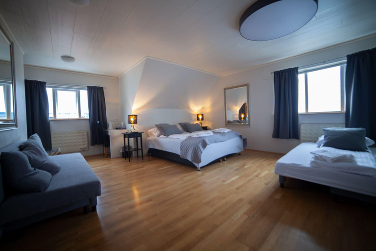 Bedroom 3, Framnes, Eyrarsveit