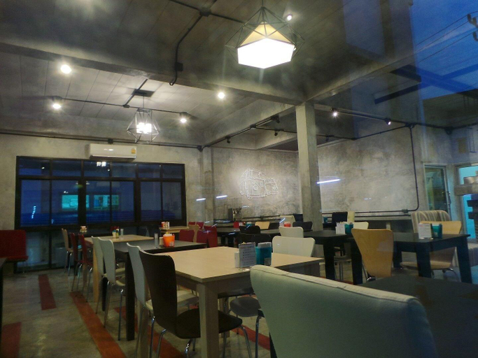 Public Area 2, The Icon Service Apartment, Sri Mahar Pho