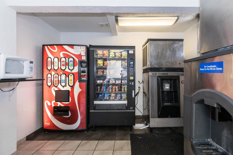 Public Area 2, Motel 6 Anaheim, CA - Fullerton East, Orange