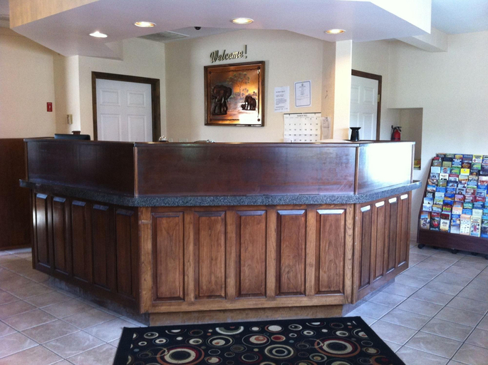 Public Area 3, Newport News Inn, Newport News