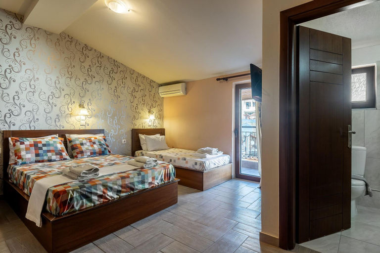 Bedroom 3, Toti Rooms, Thessaly