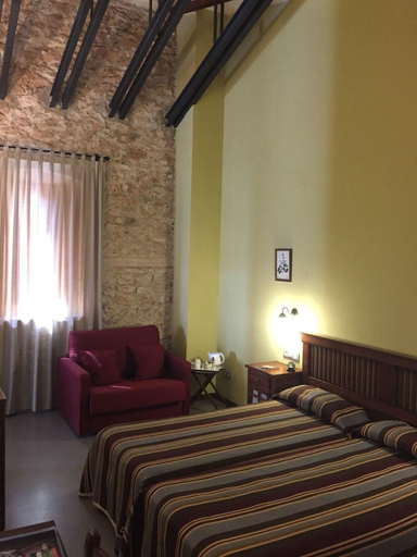 Bedroom 3, Maison Muralleta B&B, Valencia