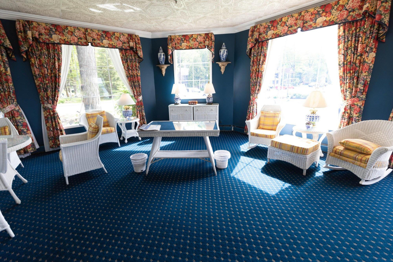 Public Area 2, Bay View Inn, Emmet