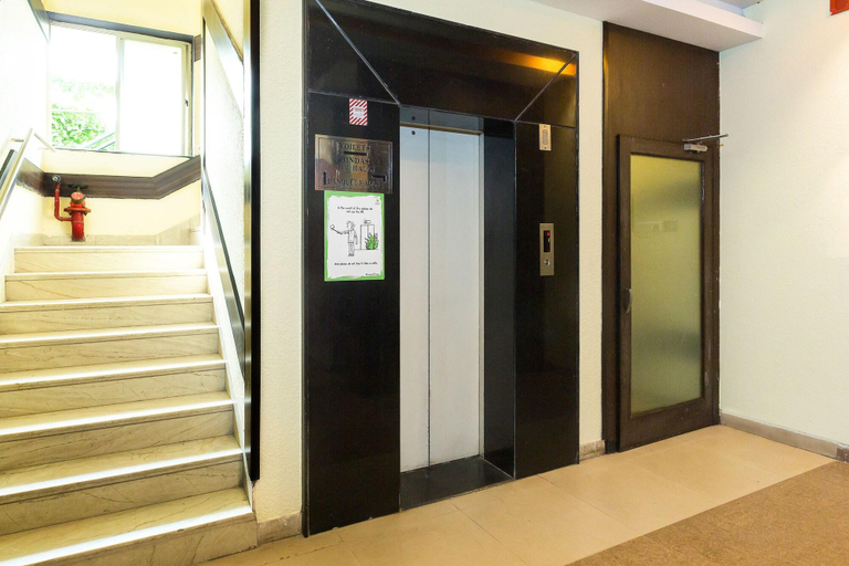 Public Area 2, Treebo Fort Club, Hyderabad