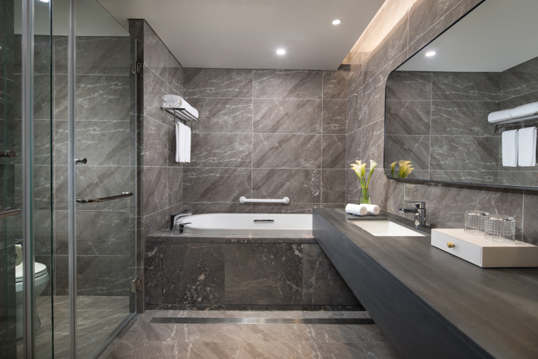Bathroom 4, Somerset Zhongmao Changchun, Changchun