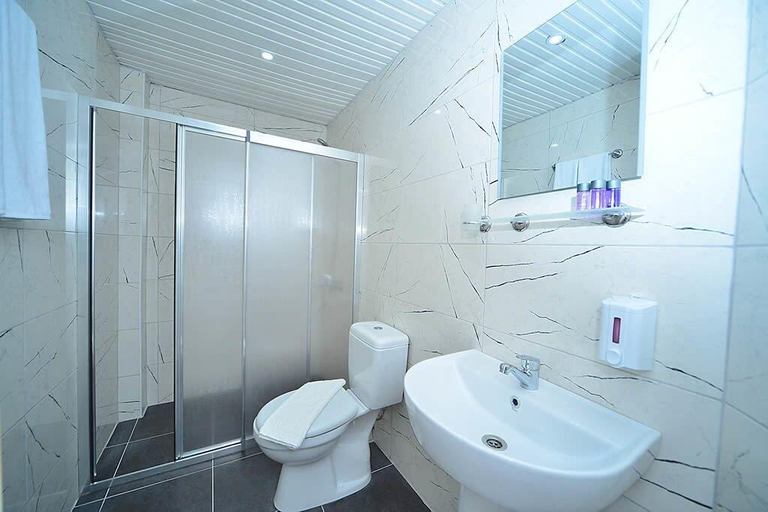 Bathroom 4, Bin Billa Hotel, Alanya