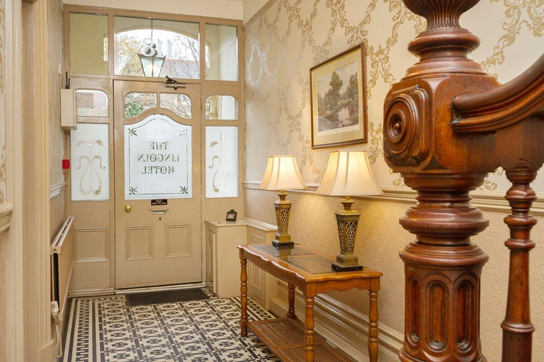 Public Area 2, Lincoln House Hotel, Cardiff
