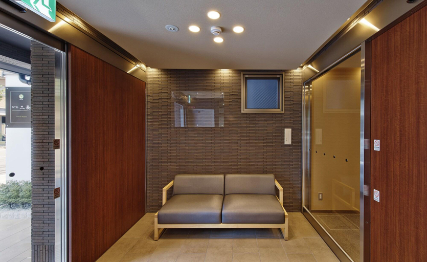 Public Area 2, No6 Nijo, Kyoto