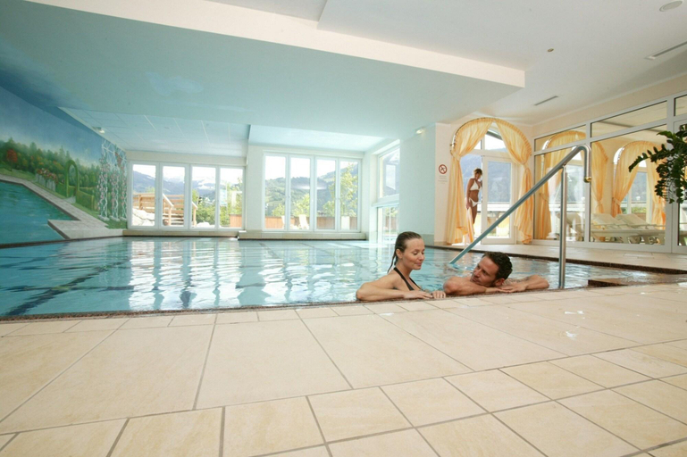 Public Area 4, Alpenblick Sporthotel, Zell am See